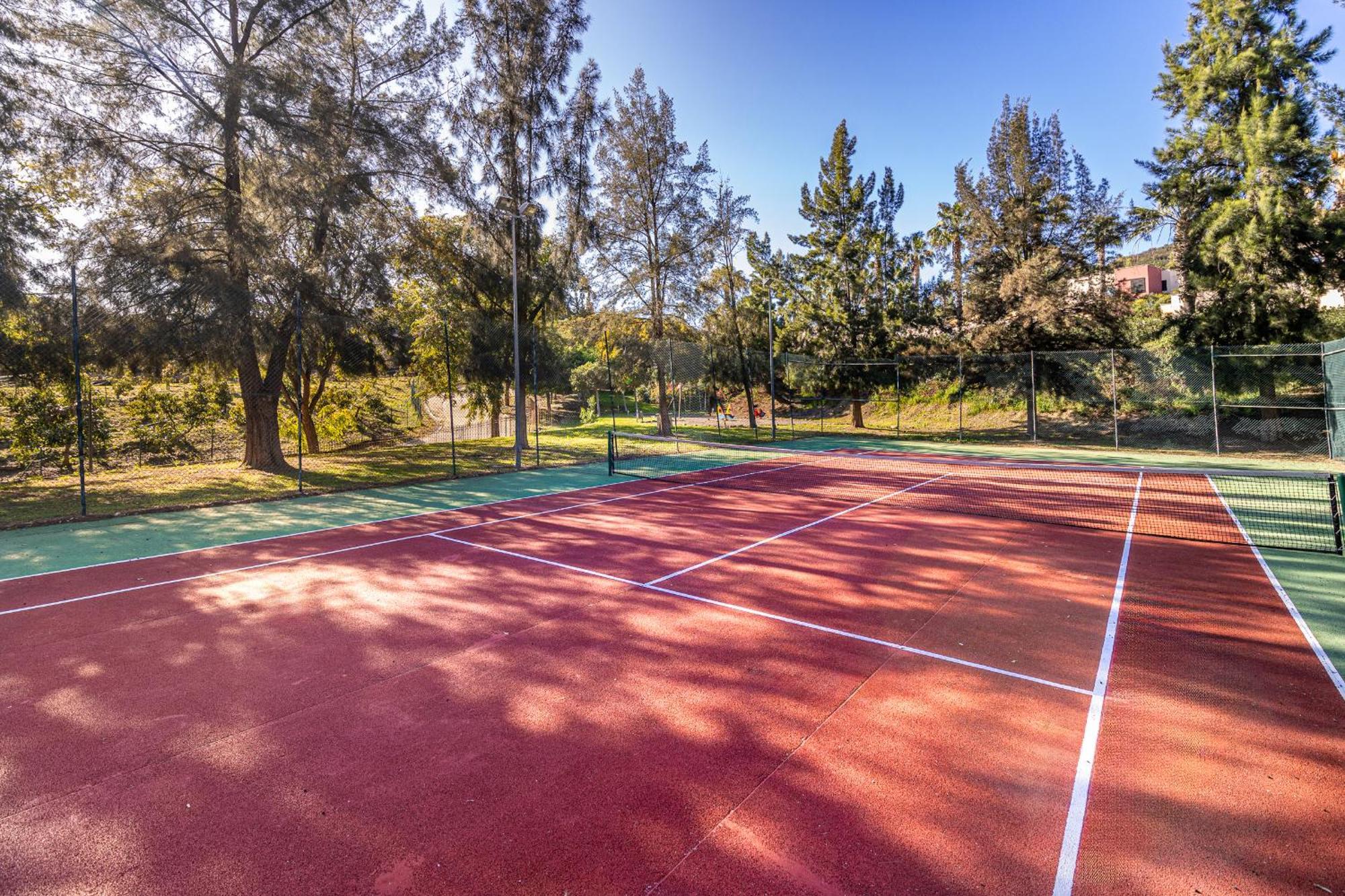 Rentitspain Apartamento Charming Gym, Jacuzzi Y Balcon Эстепона Экстерьер фото
