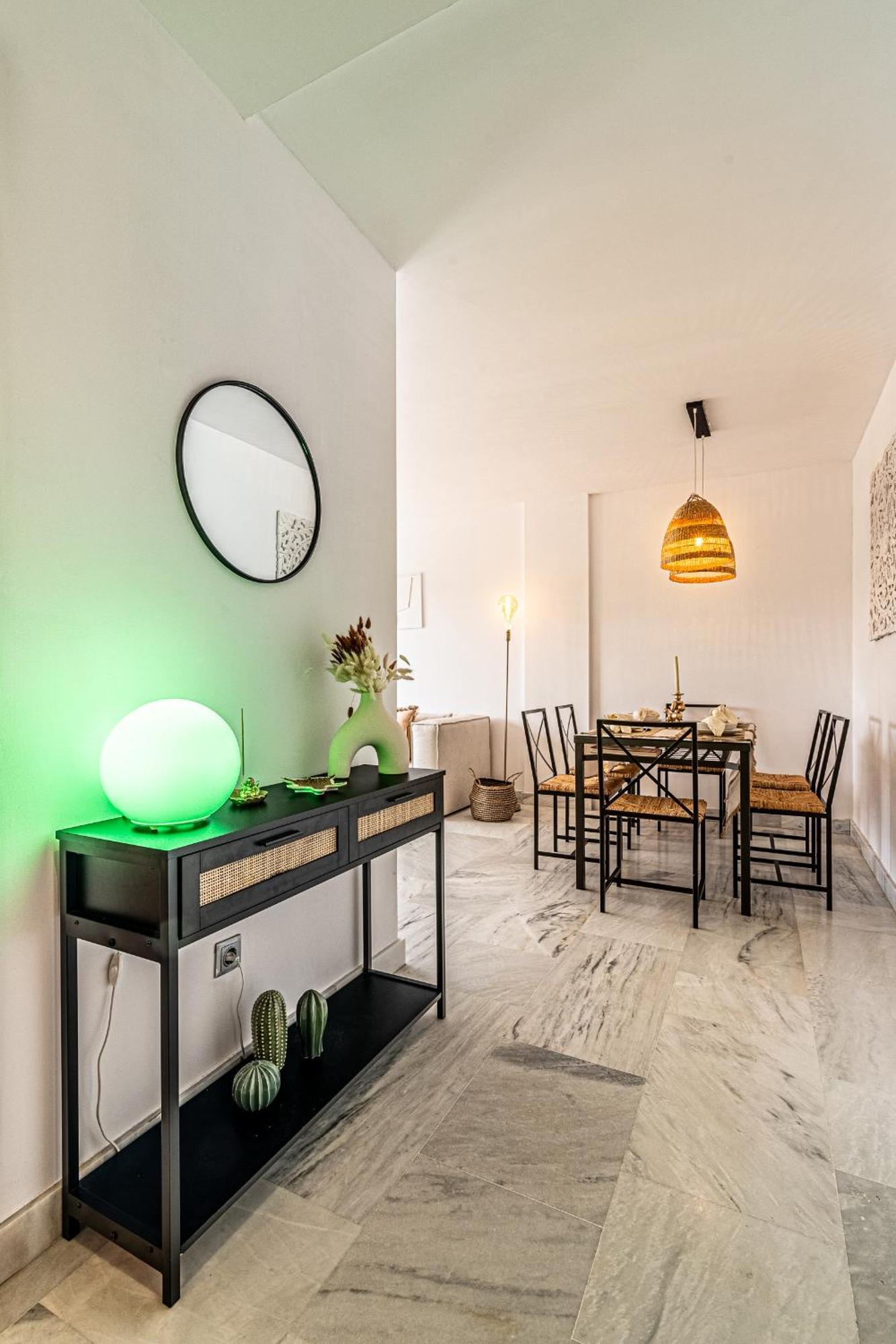 Rentitspain Apartamento Charming Gym, Jacuzzi Y Balcon Эстепона Экстерьер фото